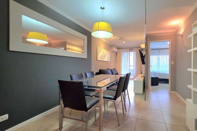 Bv San Juan 85 ( 2 Dormitorios / Pileta / Cochera opcional )